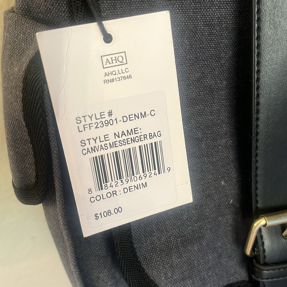 NWT London Fog Charcoal and Black Messenger Bag - Picture 3 of 9